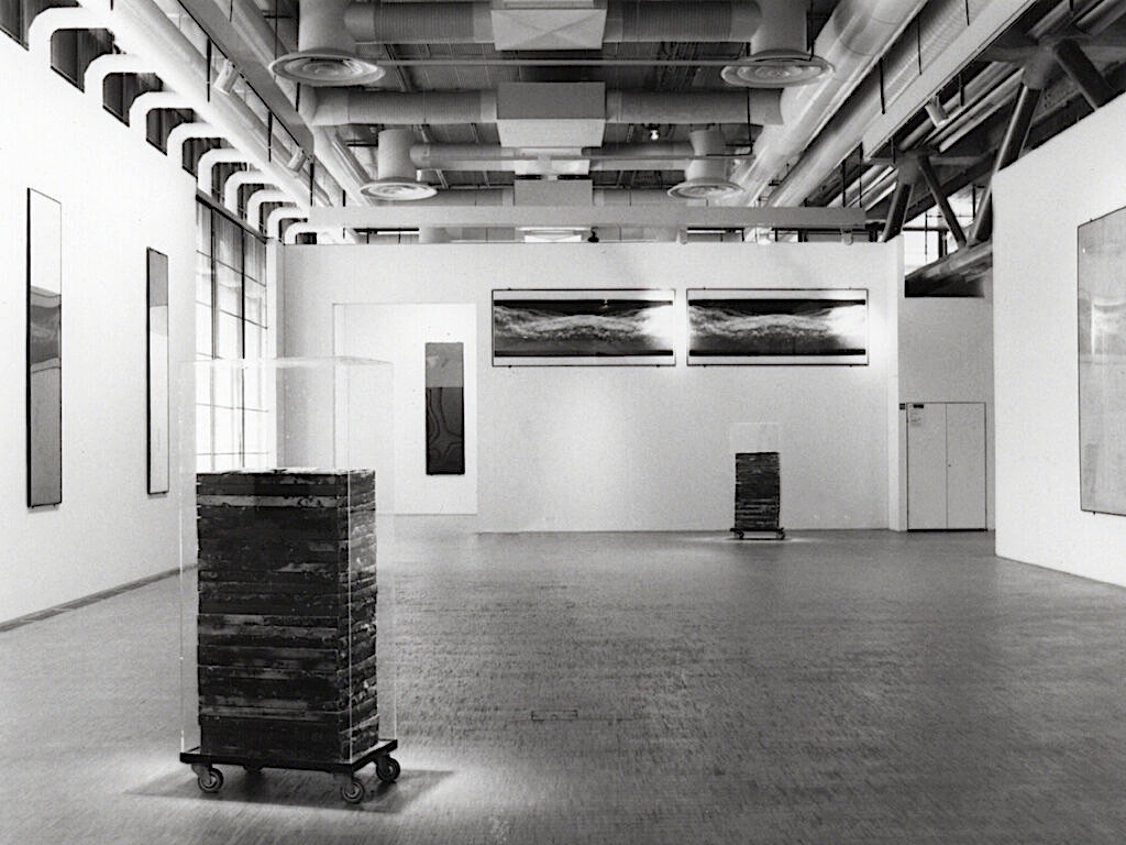 Galeries contemporaines, vue partielle d’exposition © Jean-Pierre Bertrand - ADAGP